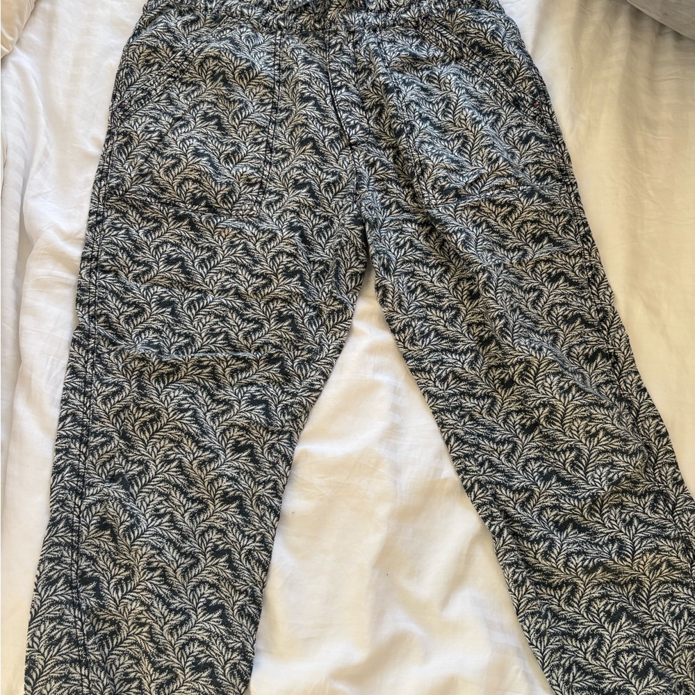 Anthropologie Black and White Leaf Print Pants